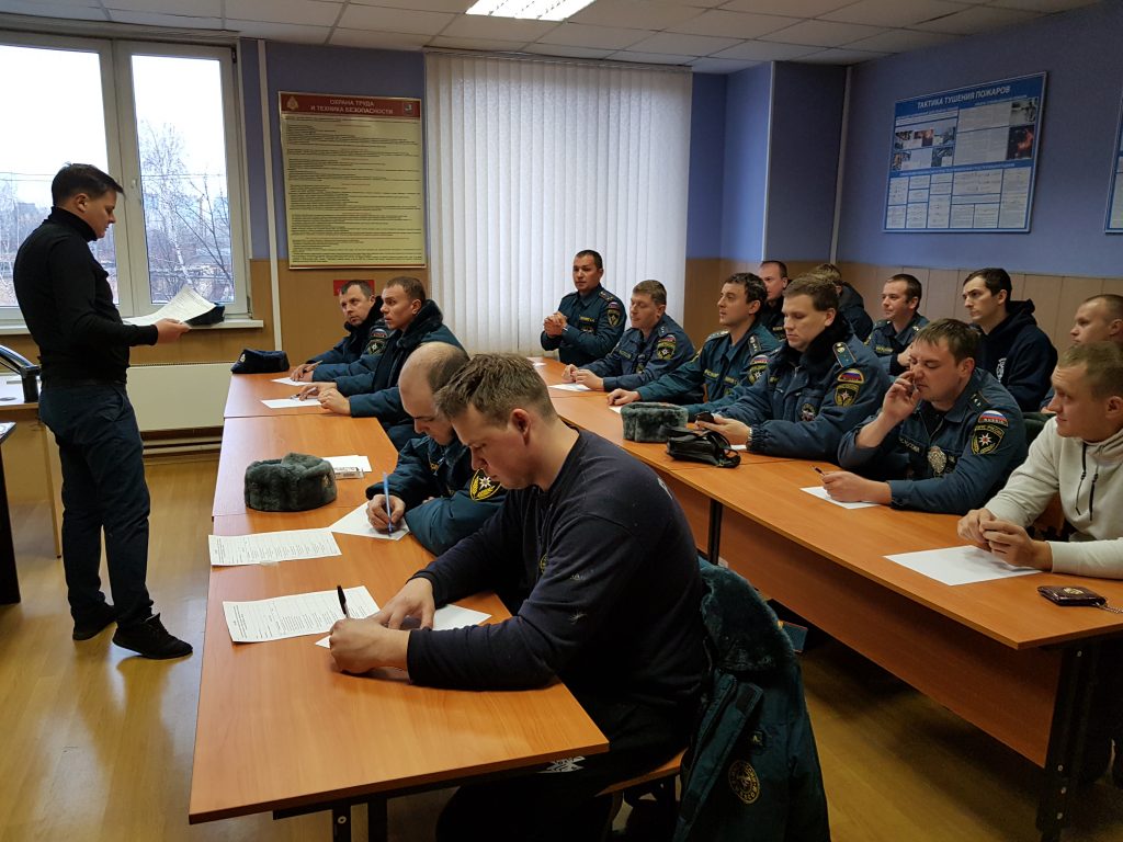 Пожарные Юга Столицы сдали нормативы по физической подготовке. Фото: МЧС ЮАО