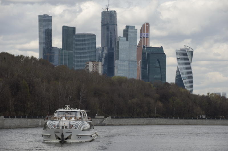 Власти Москвы продлили сезон речной навигации