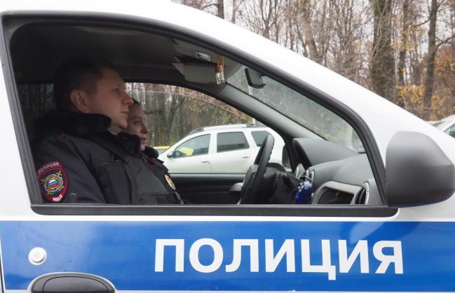 Полицейские на юге Москвы задержали подозреваемого в сбыте гашиша. Фото: Антон Гердо, «Вечерняя Москва»