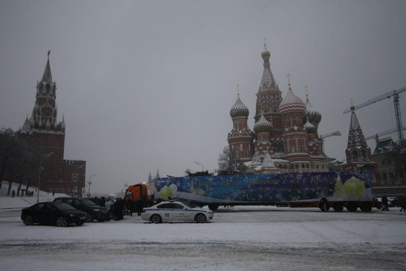 Водителям Москвы перекроют движение из-за новогодней елки