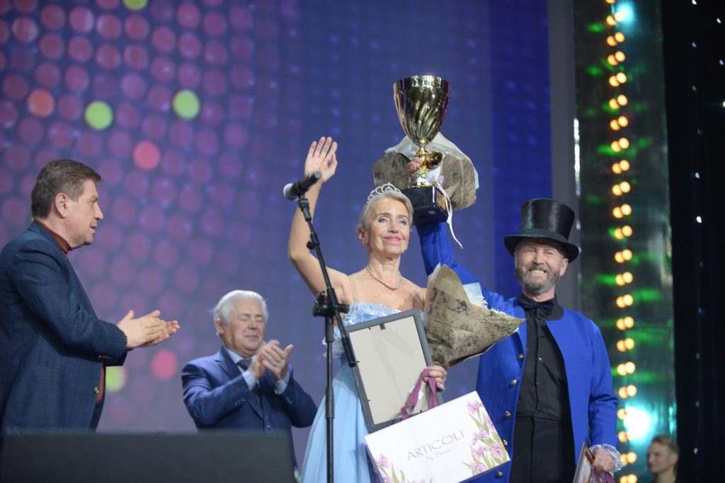 Танцевальная пара из Южного округа заняла первое место на конкурсе от программы «Московское долголетие»