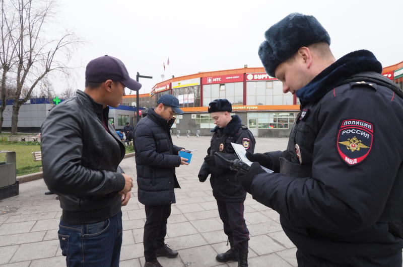 Столичные полицейские задержали подозреваемого в краже дорогостоящего автомобиля