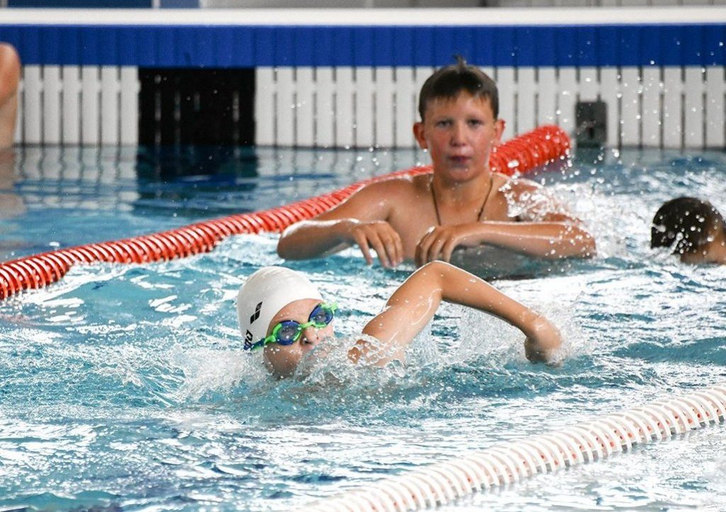 Юные пловцы юга поучаствуют в ежегодных соревнованиях. Фото: сайт мэра Москвы