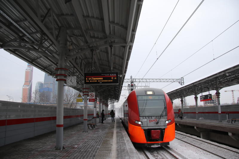 Водителей Москвы попросили воспользоваться МЦК из-за уборки снега