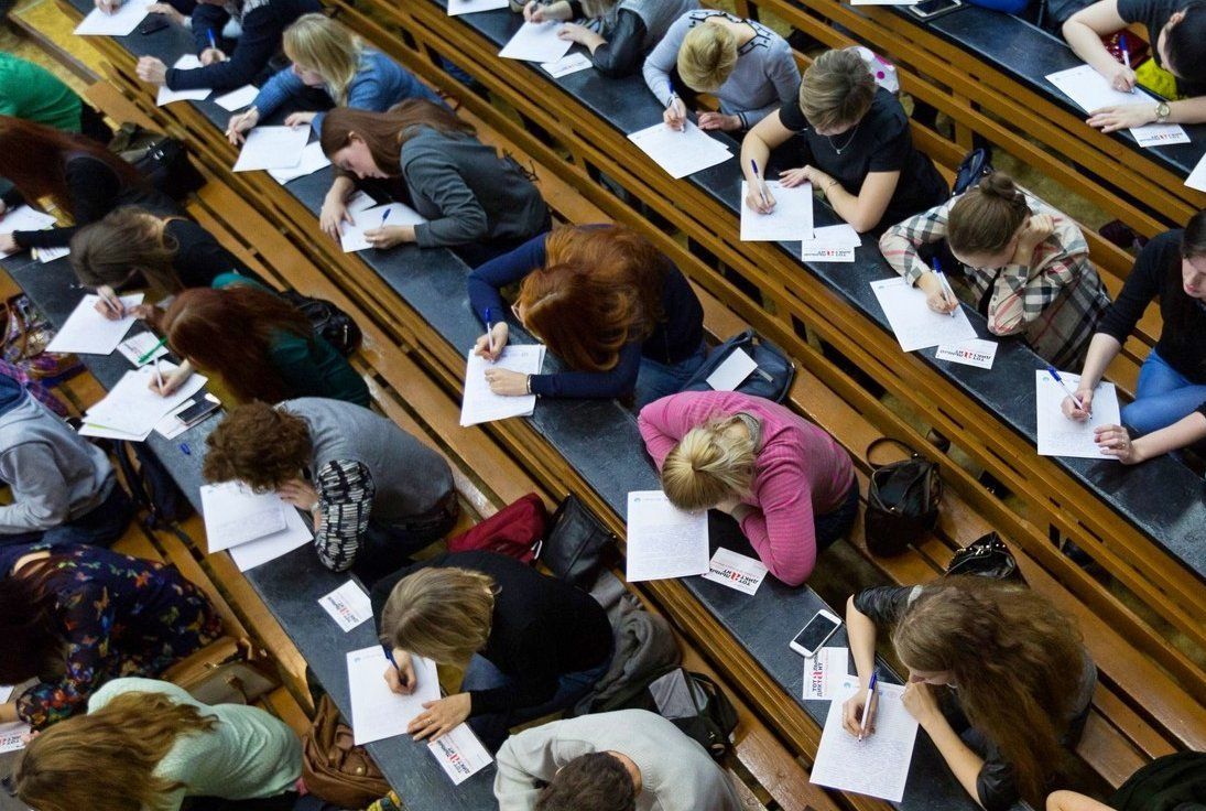 Москвичей подготовят к Тотальному диктанту