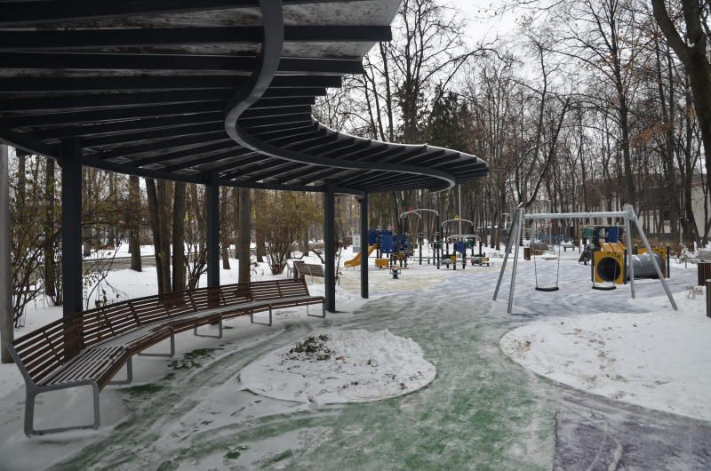 Более 20 территорий в районе Бирюлево Западное благоустроили за счет средств от платных парковок. Фото: Анна Быкова Более 20 территорий в районе Бирюлево Западное благоустроили за счет средств от платных парковок. Фото: Анна Быкова