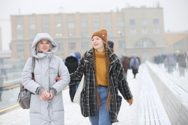 В Москве будет облачно и тепло. Фото: Антон Гердо