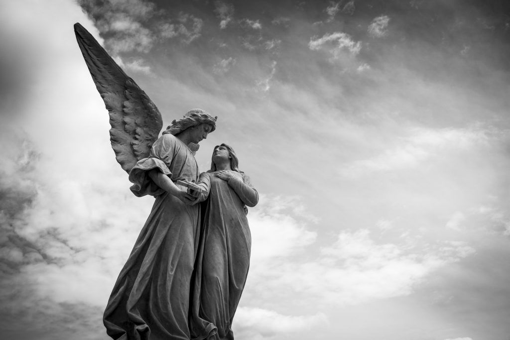 В похоронном бюро можно будет заказать памятник или могильную плиту. Фото: pixabay.com В похоронном бюро можно будет заказать памятник или могильную плиту. Фото: pixabay.com