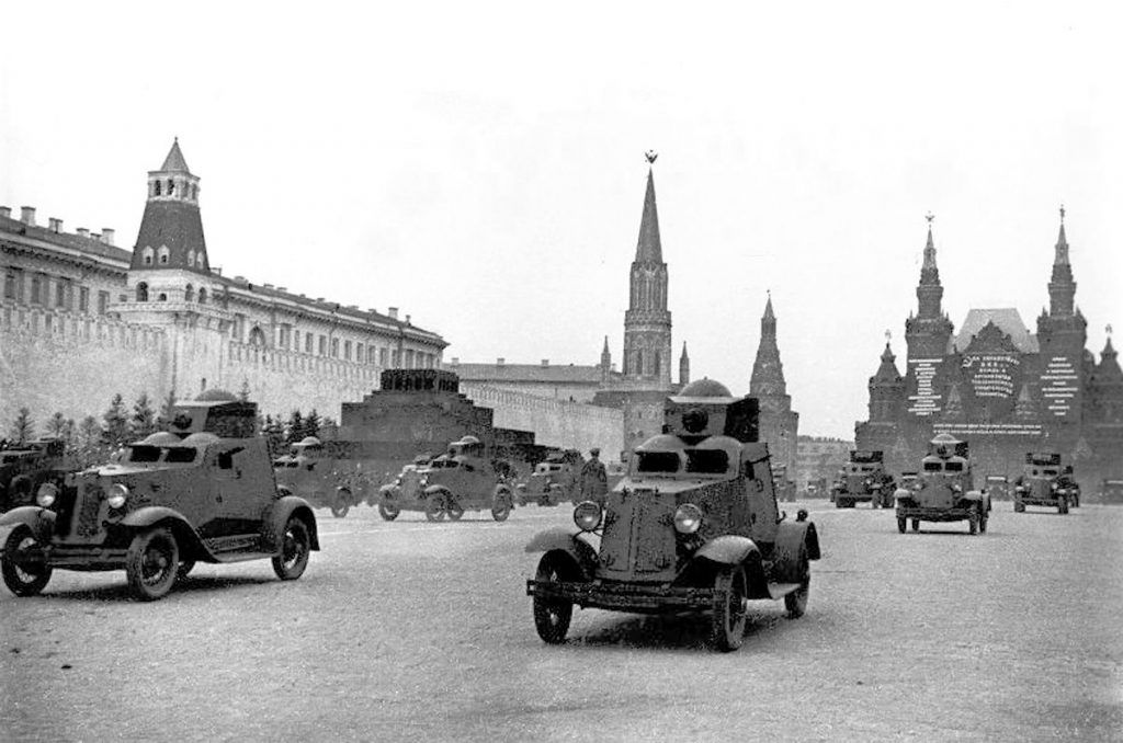 На выставке представлен снимок «Военный парад на Красной площади»