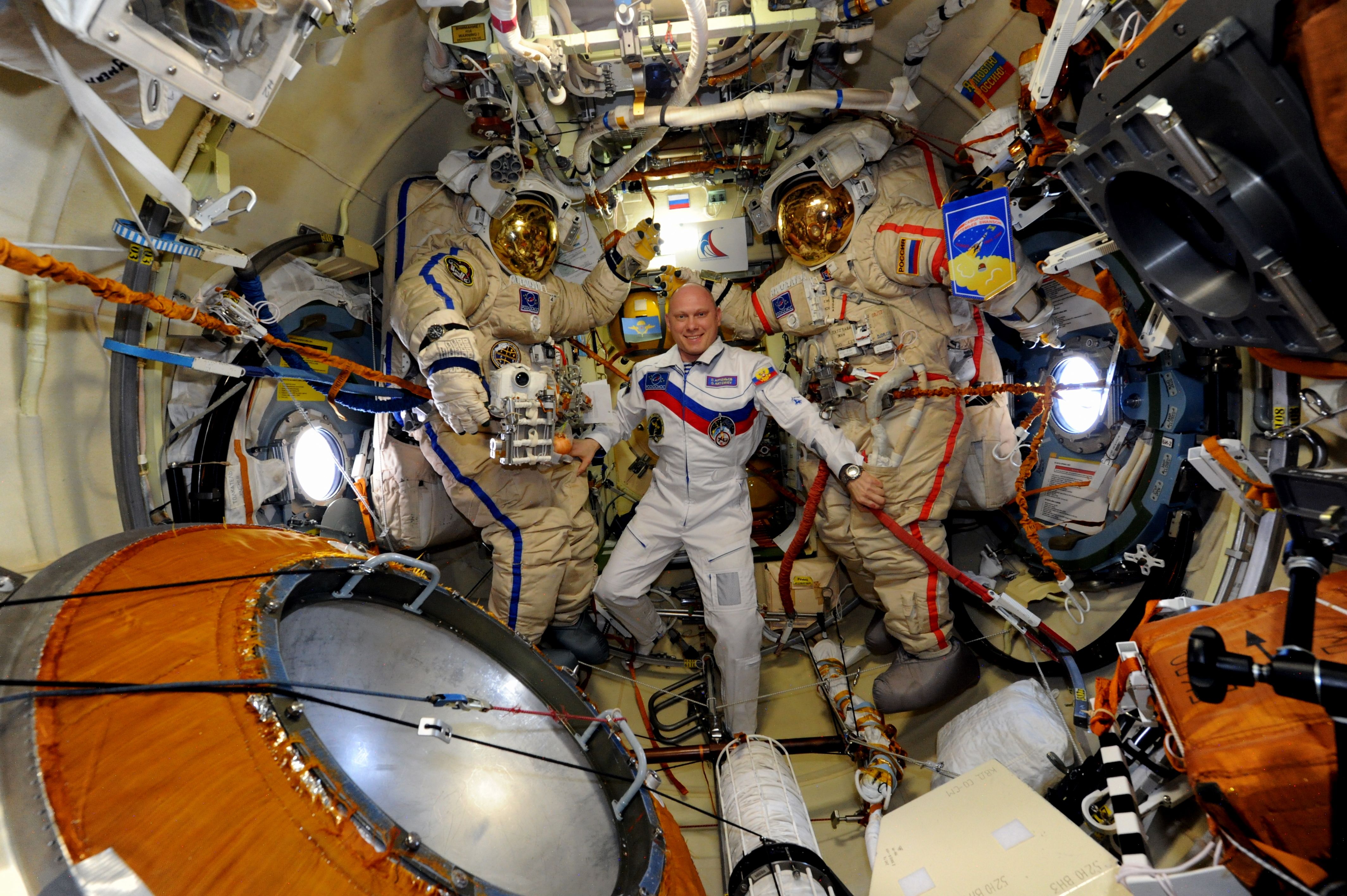 Космонавт-испытатель, Герой России Олег Артемьев: В космос должны летать патриоты