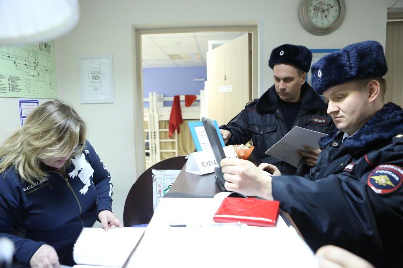 Полицейские ОМВД России по району Чертаново Северное задержали подозреваемого в покушении на сбыт наркотических средств
