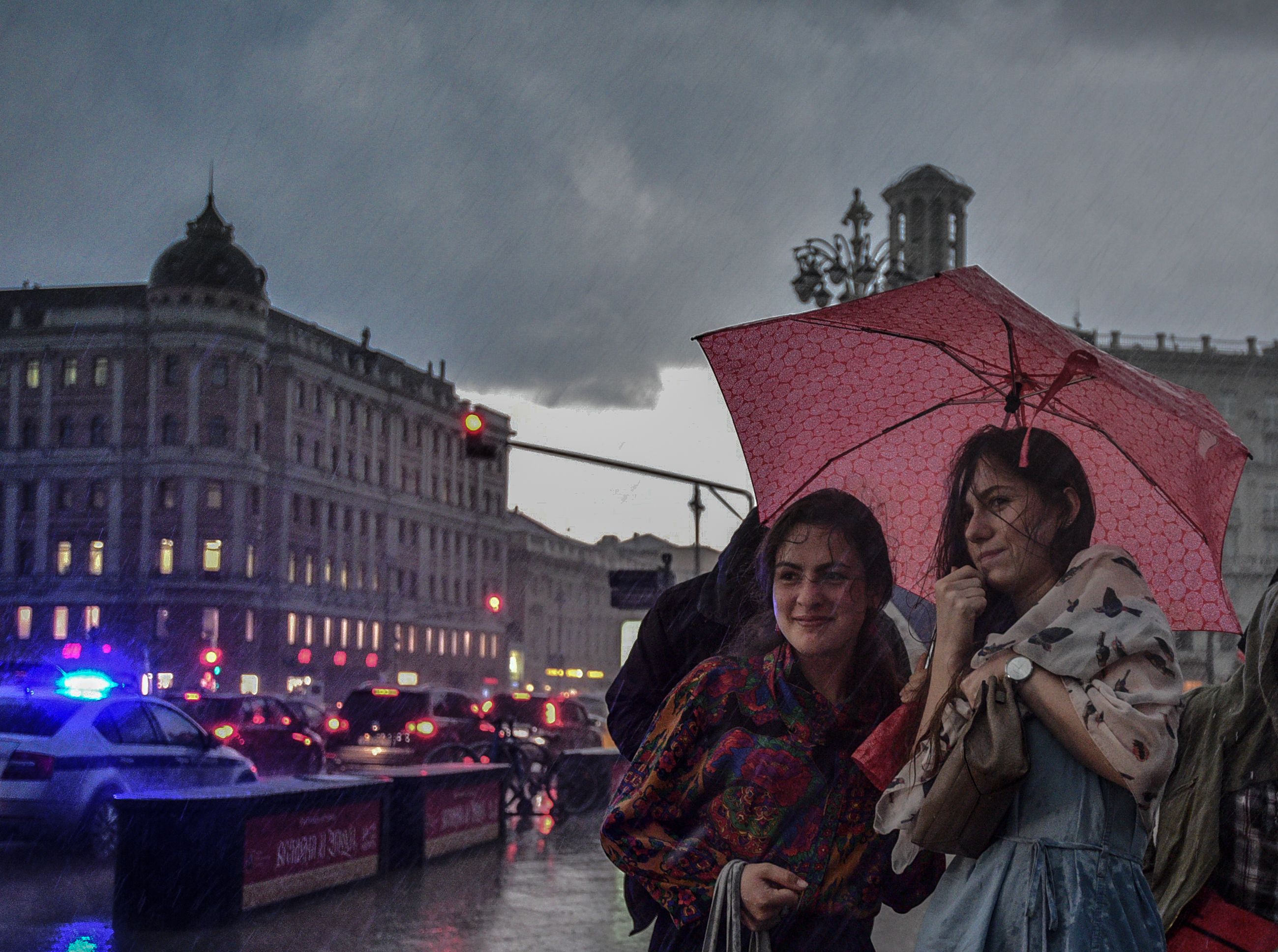 Москвичей ждут грозовые ливни. Фото: Пелагия Замятина