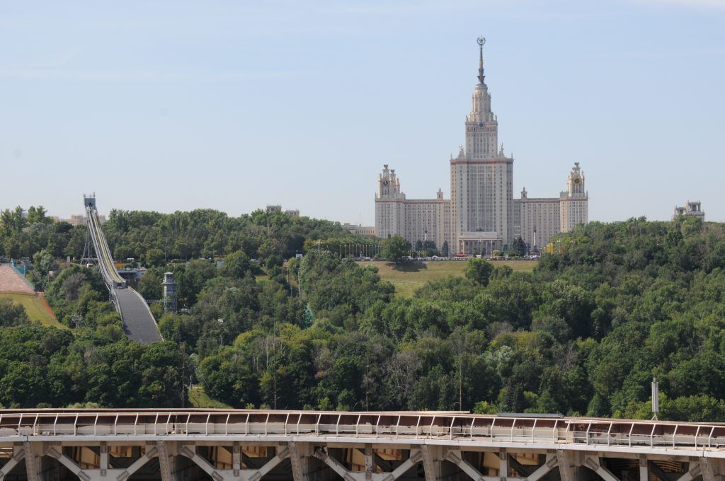 Полюбоваться пейзажами можно на высоте 57 метров. Фото: Владимир Новиков