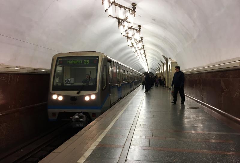 Поезда метро перевезли более четырех миллионов пассажиров за один день. Фото: Анна Быкова