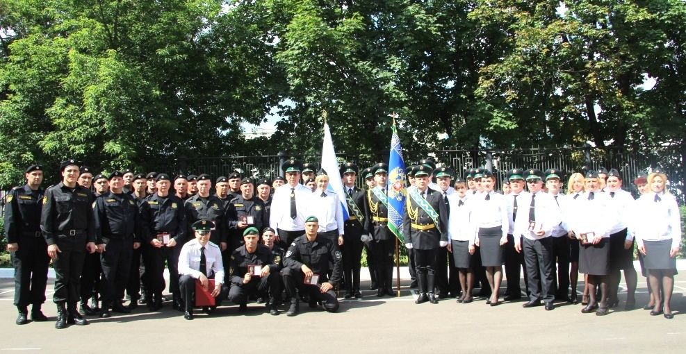 В УФССП России по Москве в торжественной обстановке вручены награды сотрудникам