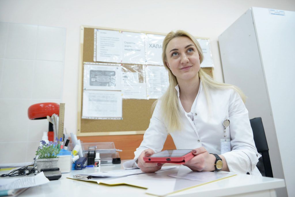 Поликлиники внедряют современные стандарты комфорта. Фото: Наталья Феоктистова