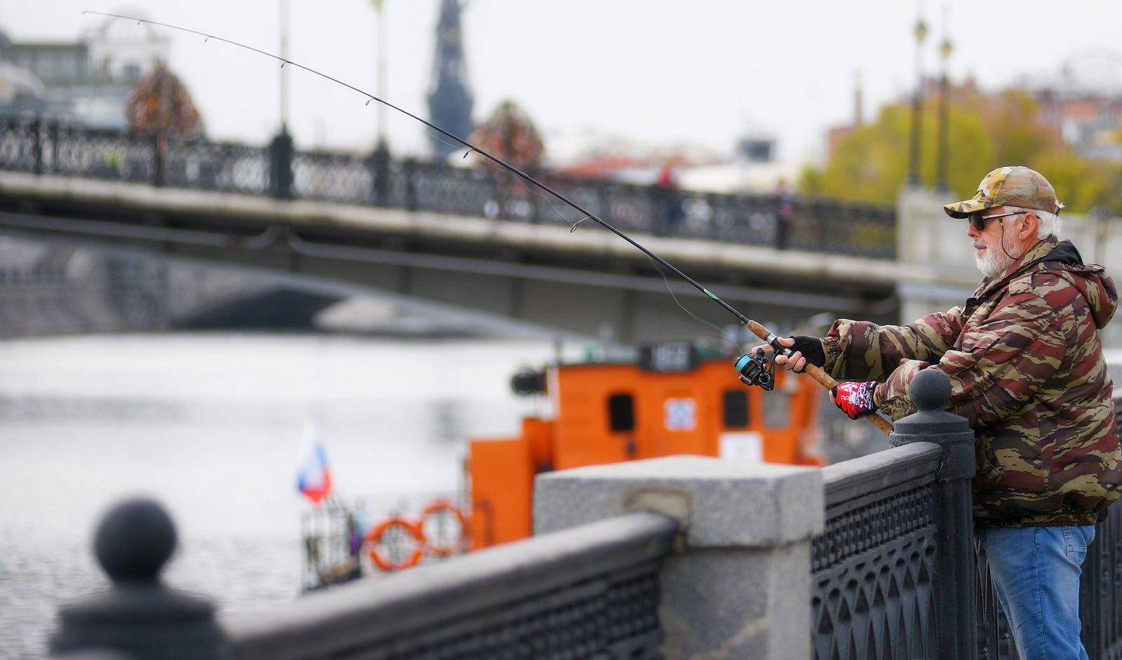 Специалисты помоют 22 моста в Москве. Фото: сайт газеты «Вечерняя Москва»