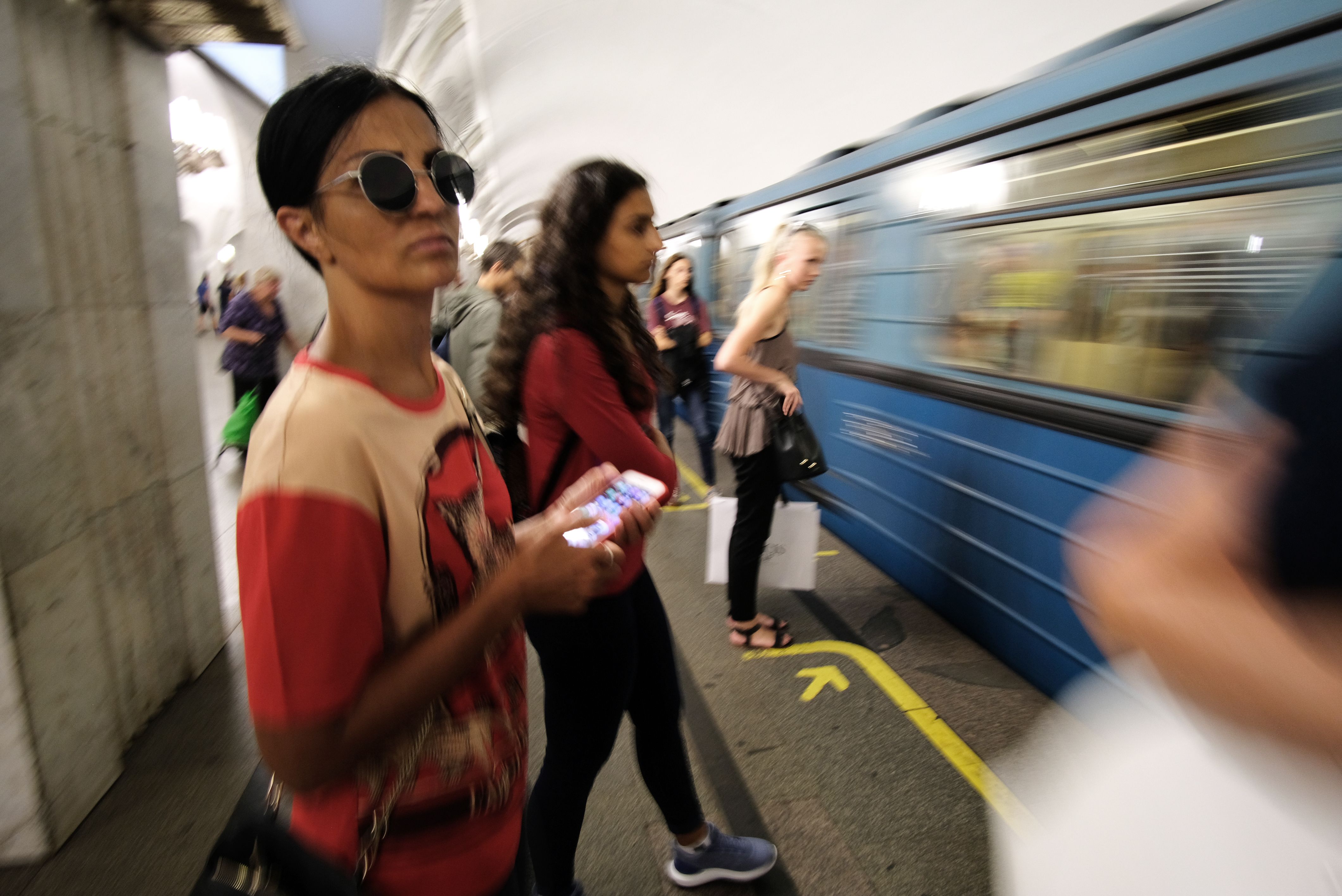 Движение на серой линии метро Москвы восстановлено после трагедии