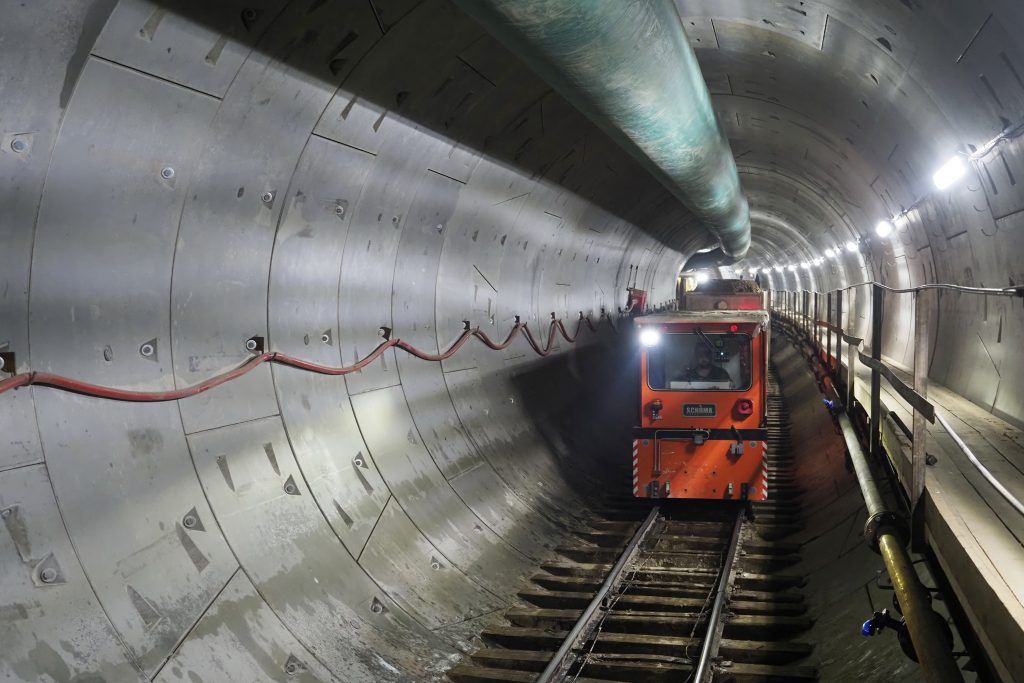 Участок фактически отстраивают заново. Фото: Антон Гердо