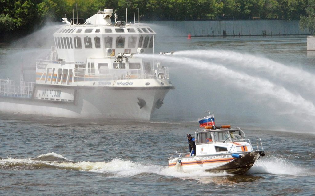 В Москве начался парад коммунальной техники. Фото: сайт мэра Москвы