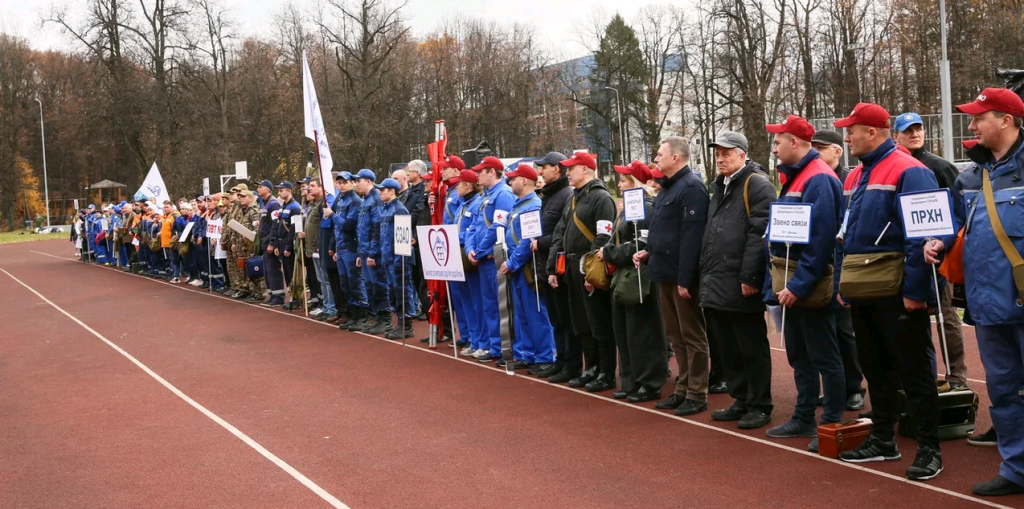 Городские соревнования на лучшее нештатное формирование по гражданской обороне прошли по задуманной схеме. Фото: пресс-служба пресс-служба ГОЧСиПБ