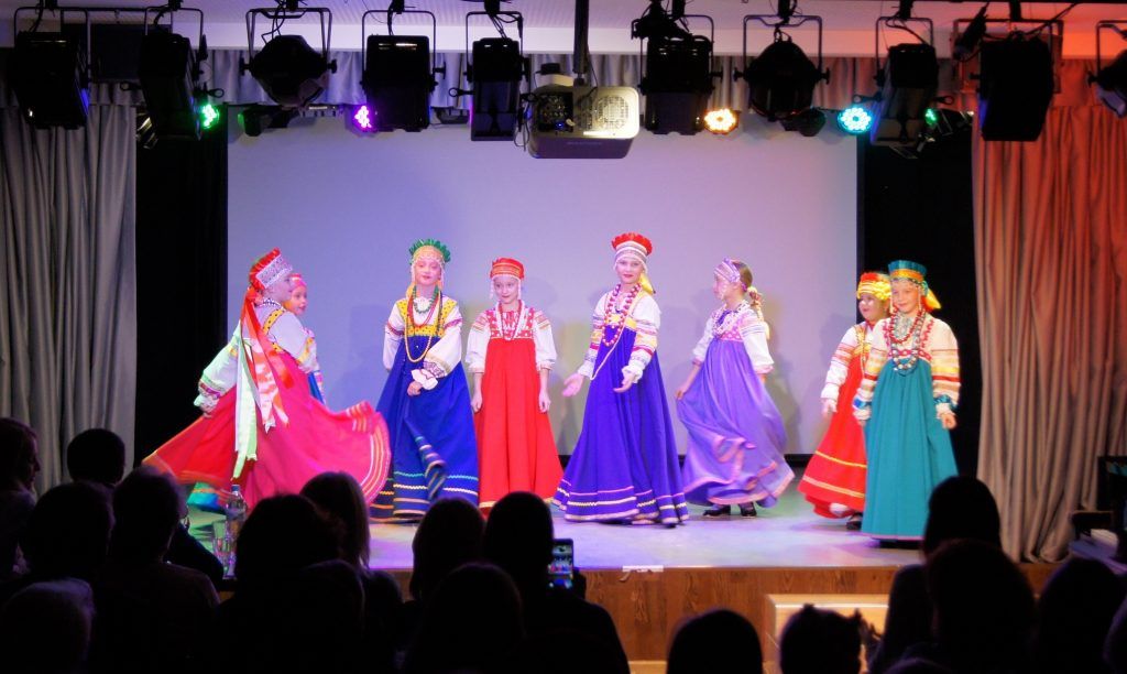 Концерт-конкурс номеров международной культуры проведут в «Дружбе». Фото: официальная страница КЦ «Дружба» ВКонтакте Концерт-конкурс номеров международной культуры проведут в «Дружбе». Фото: официальная страница КЦ «Дружба» ВКонтакте