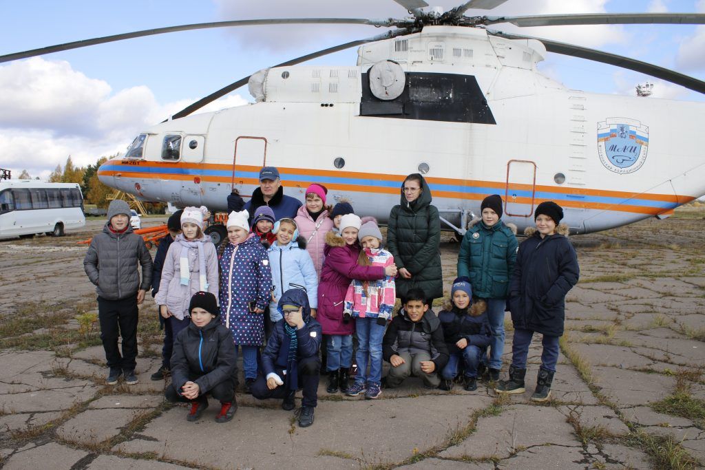 Московский авиацентр провел экскурсию для школьников. Фото: пресс-служба ГОЧСиПБ