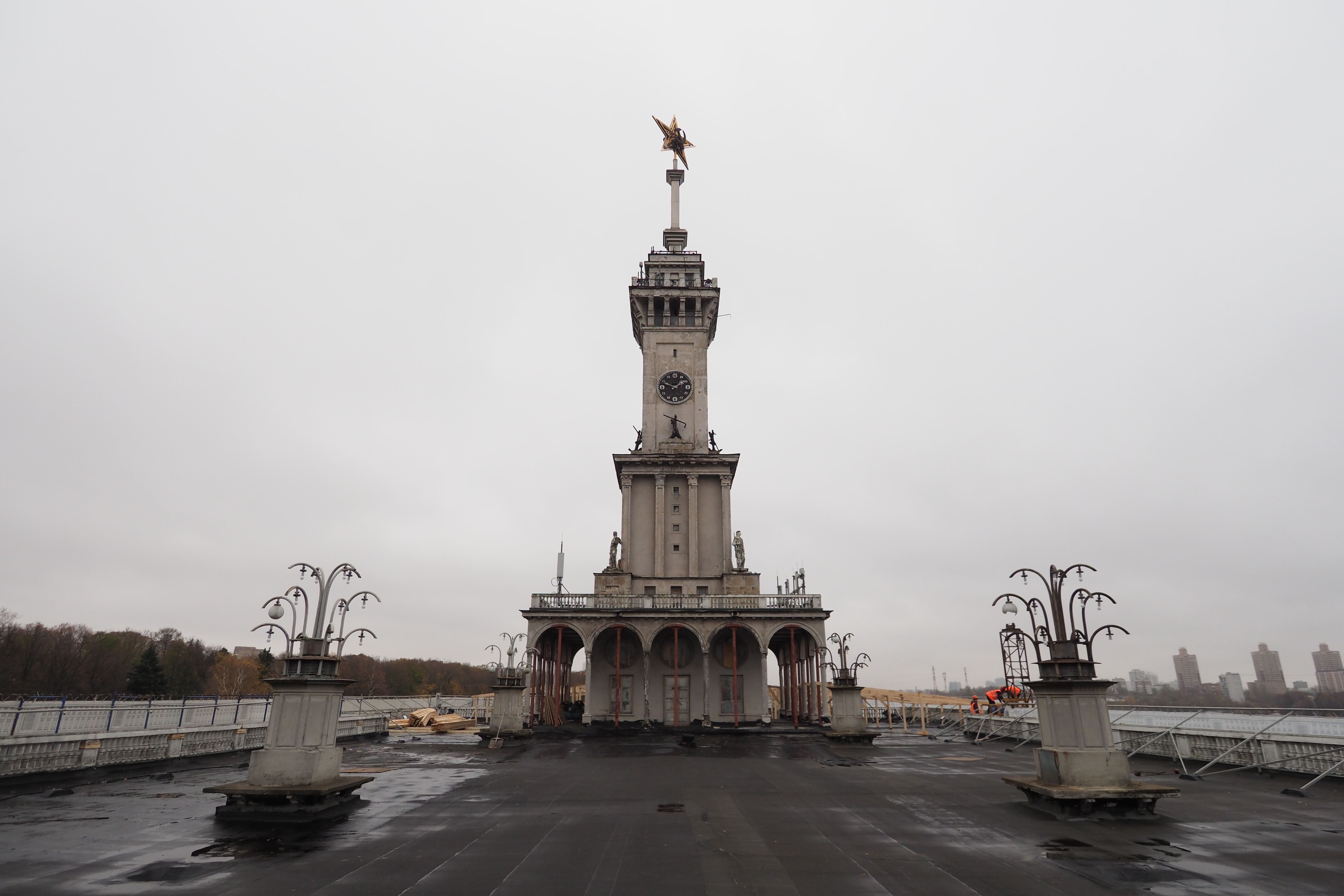 Активным москвичам предложили выбрать облик Северного речного вокзала