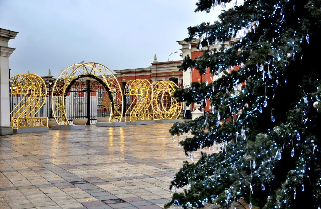 Горожан пригласили провести новогоднюю ночь в «Царицыне». Фото: Анна Быкова Горожан пригласили провести новогоднюю ночь в «Царицыне». Фото: Анна Быкова