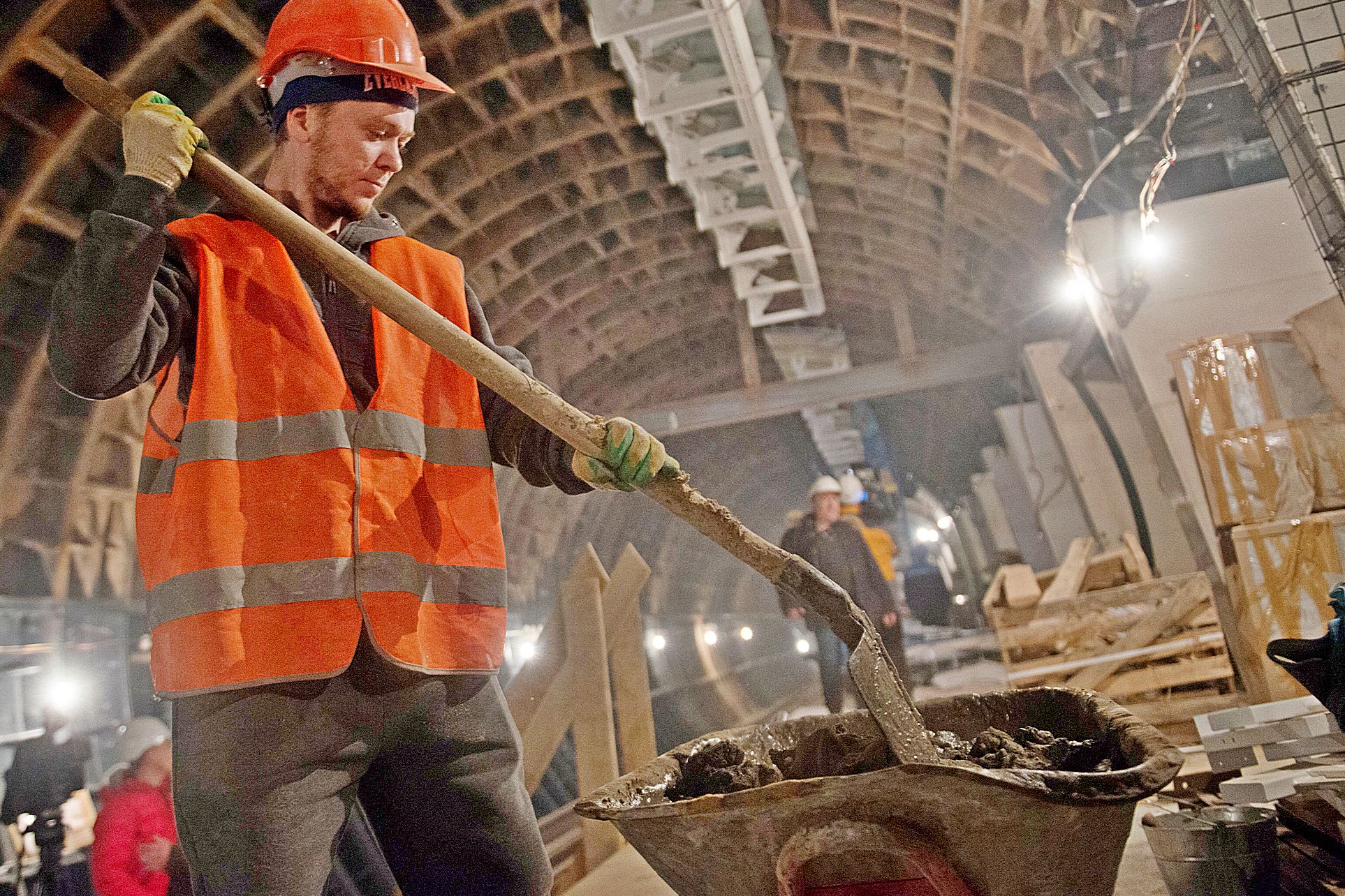 Строительство тоннеля между станциями «Зюзино» и «Воронцовская» стартовало в Москве