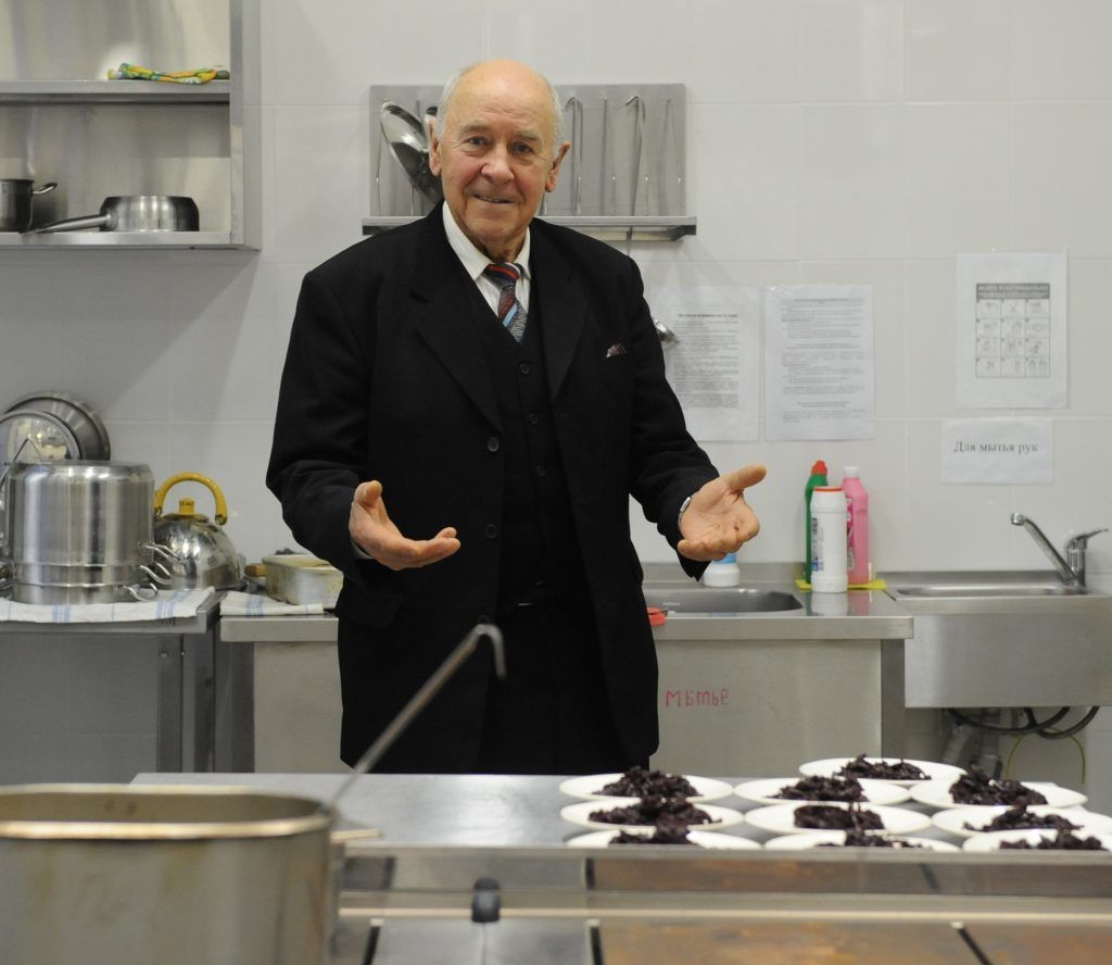 Борис Кутейщиков рад тому, что посвятил кулинарии 48 лет Фото: Игорь Генералов