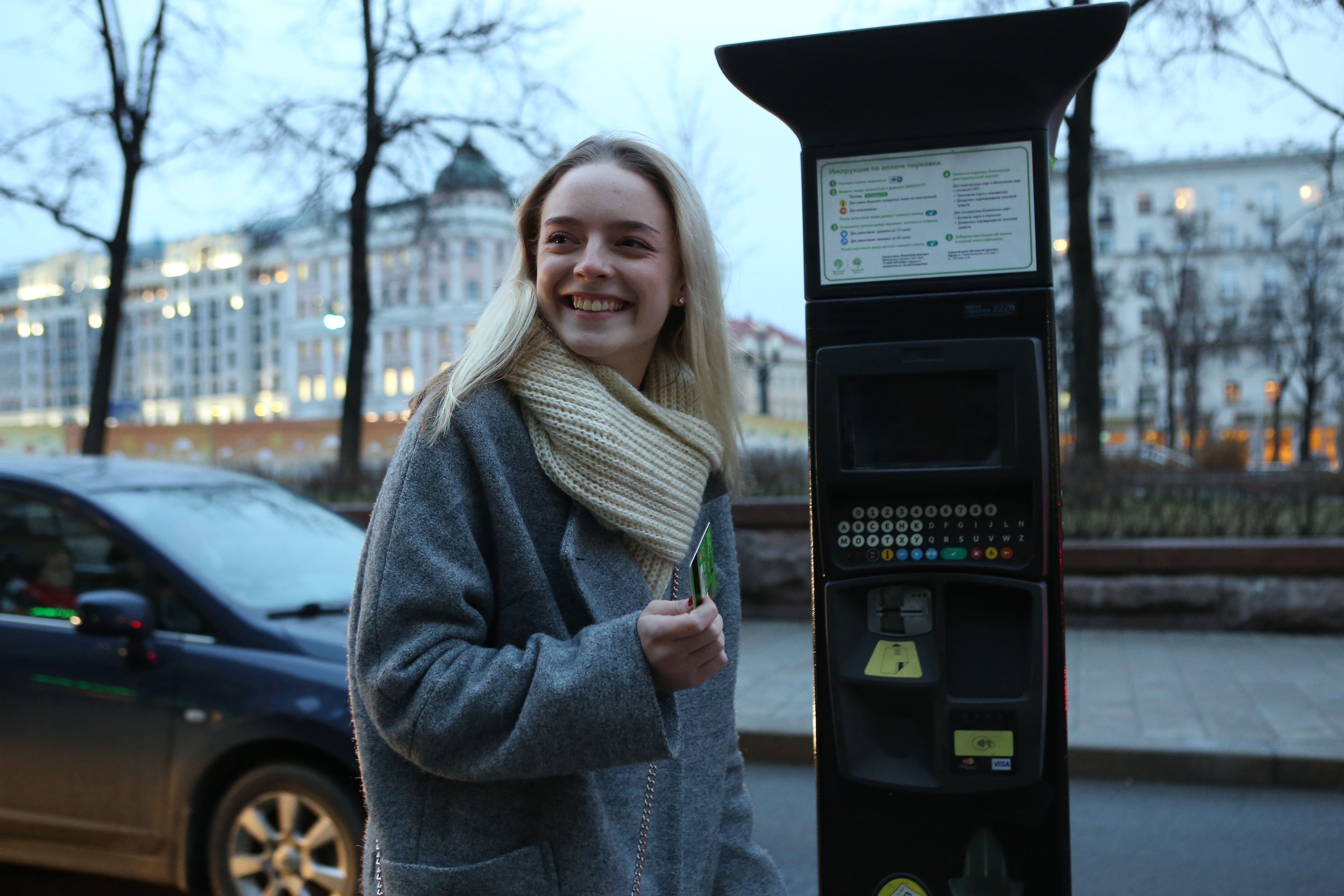 Парковки Москвы станут бесплатными в новогодние праздники