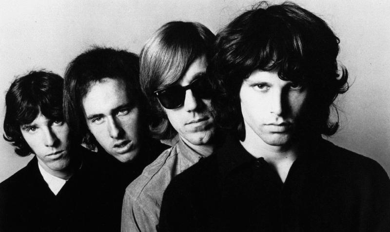 Группа The Doors. Слева направо: Джон Денсмор, Робби Кригер, Рей Манзарек и Джим Моррисон. Фото: pixabay.com