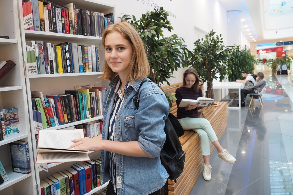 Библиотеки Москвы примут 24 тысячи книг для детей и подростков