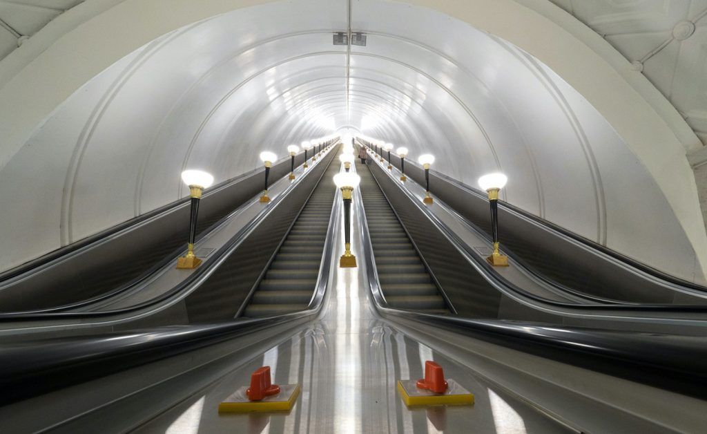 Эскалатор отремонтируют на станции метро «Нагатинская»