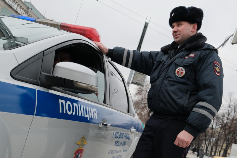 Полицейские ОМВД России по району Царицыно задержали подозреваемого в ограблении несовершеннолетнего