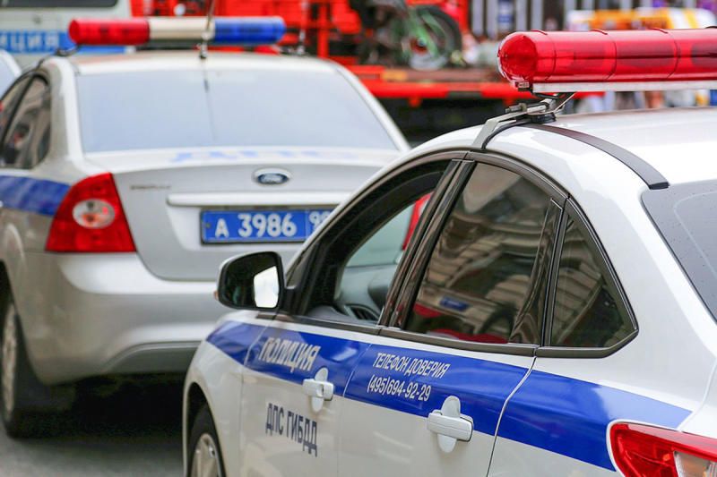 Полицейские УВД по ЮАО задержали подозреваемого в умышленном повреждении автомобиля