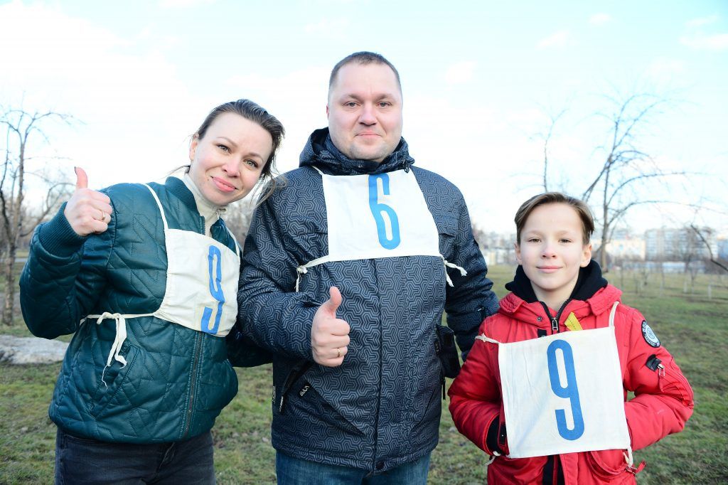 21 февраля 2020 года. Полицейский Александр Козлов с женой Надеждой и сыном Марком стали лучшими в эстафете. Фото: Пелагия Замятина