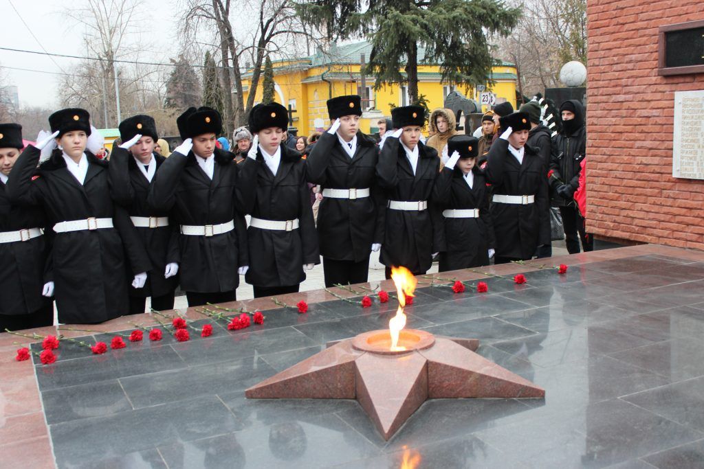 Мемориально-патронатная акция, по уходу за памятниками, мемориальными досками, памятными знаками и захоронениями участников Великой Отечественной войны, военачальников, войнов-интернационалистов, посвященная Дню защитника Отечества и Дню памяти о россиянах, исполнявших служебный долг за пределами Отечества