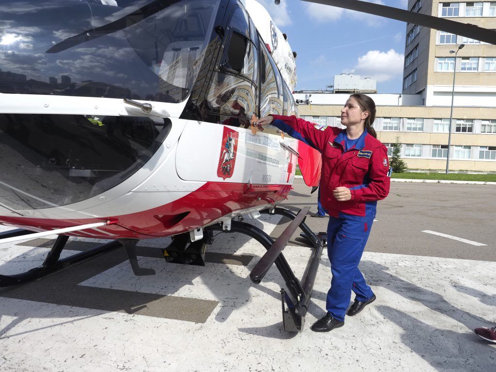 Авиамедицинская бригада Москвы совершила более 800 вылетов за год