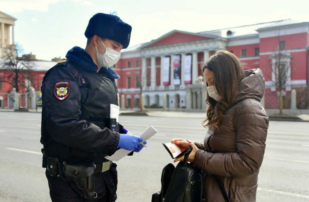 Для перемещения на транспорте нужен цифровой пропуск. Он действителен при предъявлении паспорта. Фото: Пелагия Замятина 