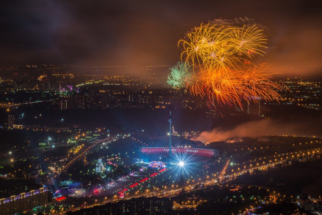 Салют в честь Дня Победы состоится в столице. Фото: Наталья Феоктистова, «Вечерняя Москва»