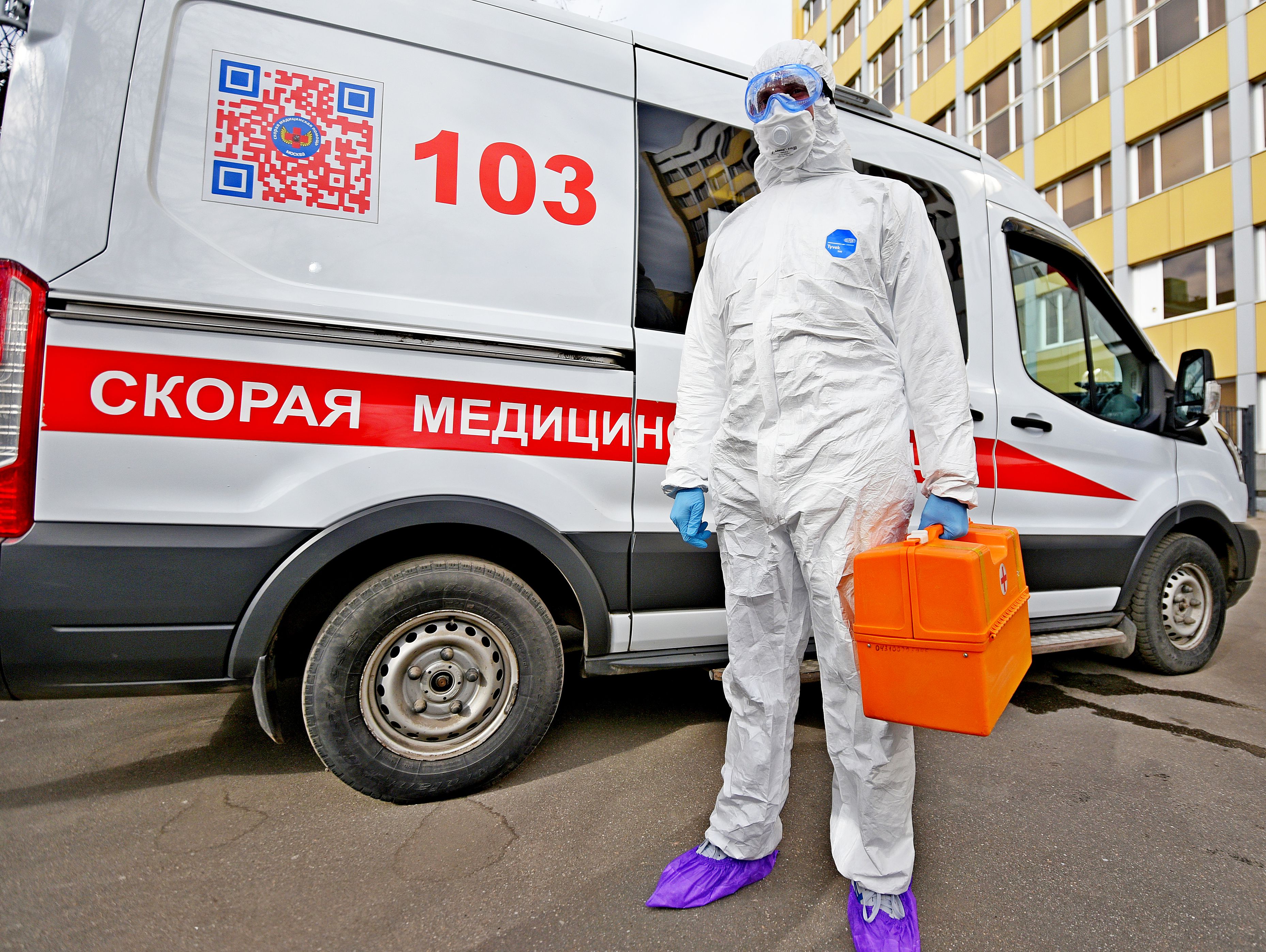Врачи выявили еще 4,7 тысячи случаев коронавируса в Москве