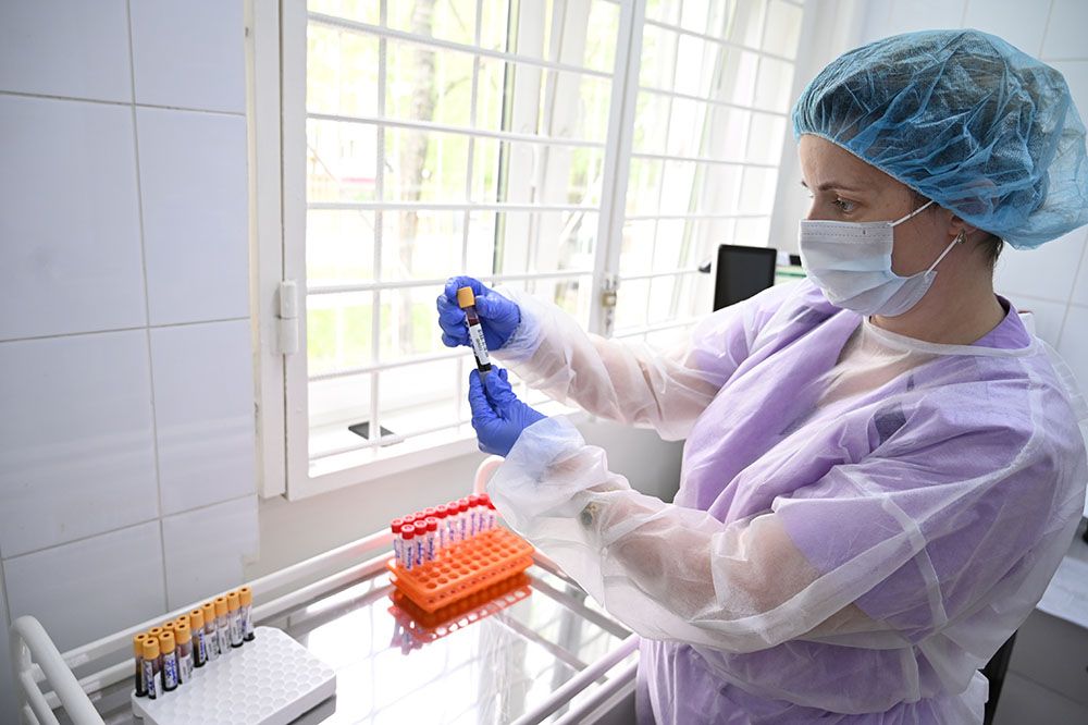 Еще 3,2 тысячи человек заразились коронавирусом в Москве