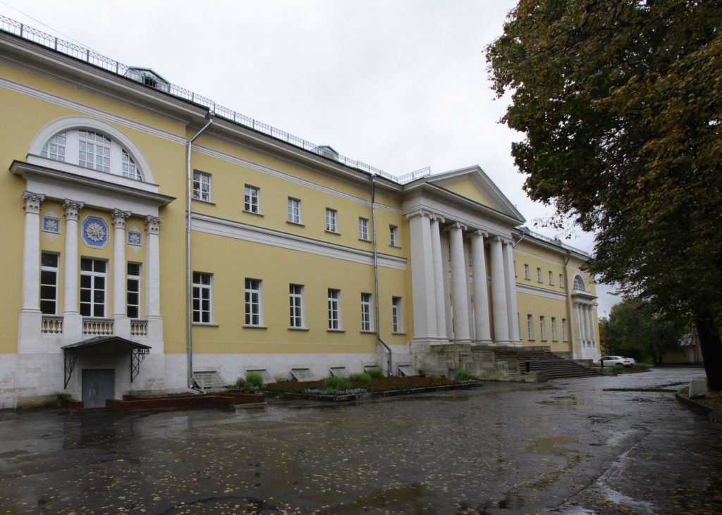 Дневник ковидолога: хирург Павловской больницы рассказал о своих буднях. Фото: Антон Гердо, «Вечерняя Москва» Дневник ковидолога: хирург Павловской больницы рассказал о своих буднях. Фото: Антон Гердо, «Вечерняя Москва»