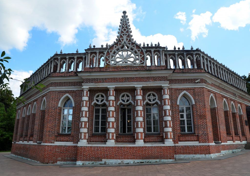 Колонны и пинакли: об архитектуре строений рассказали в «Царицыне». Фото: Анна Быкова