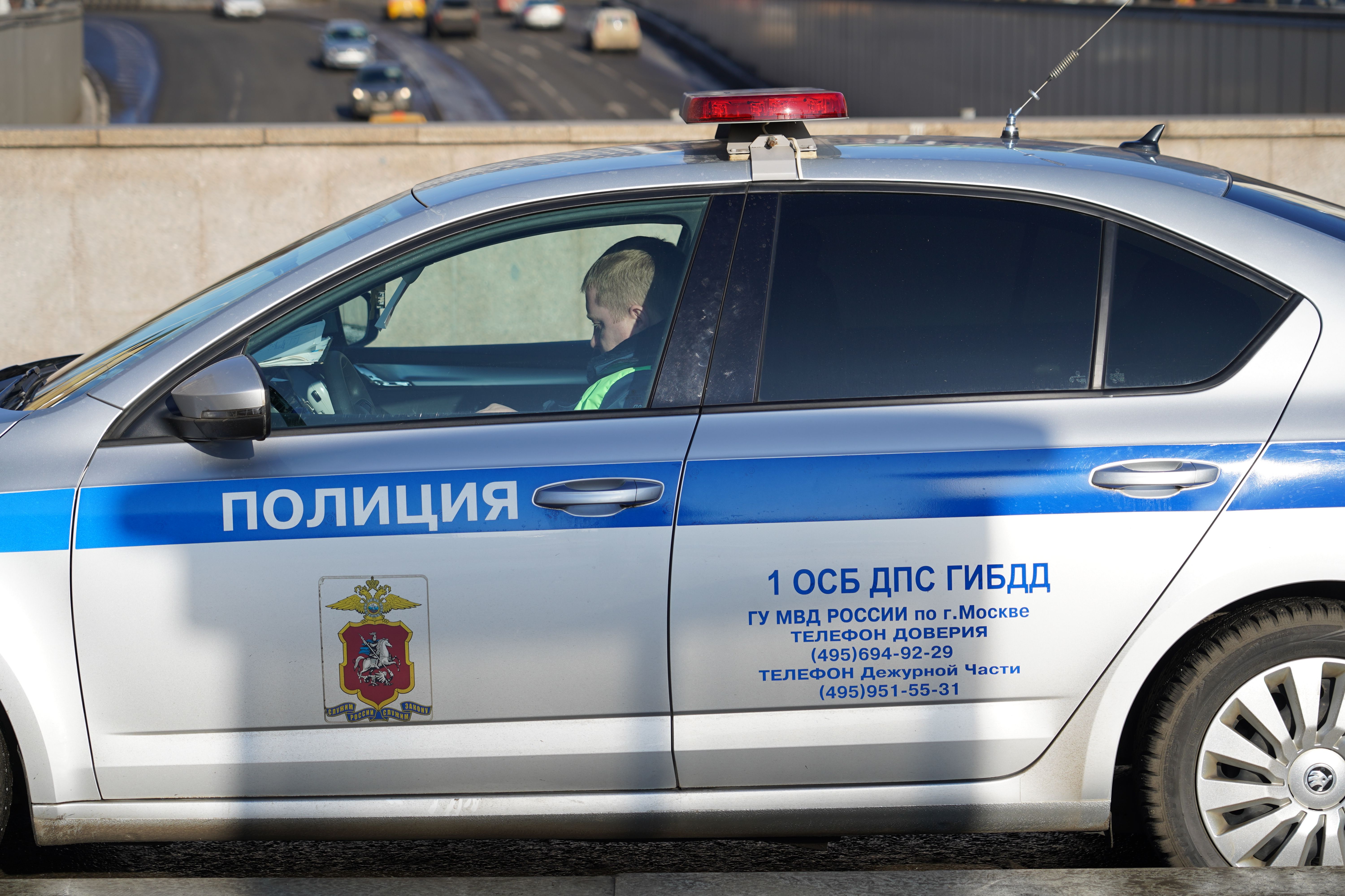 Полицейские в районе Братеево задержали подозреваемого в угоне автомобиля такси