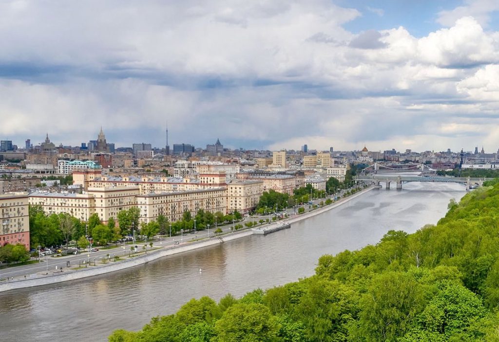 Москва на 1 месте среди регионов с наименьшим темпом прироста COVID-19. Фото: сайт мэра Москвы