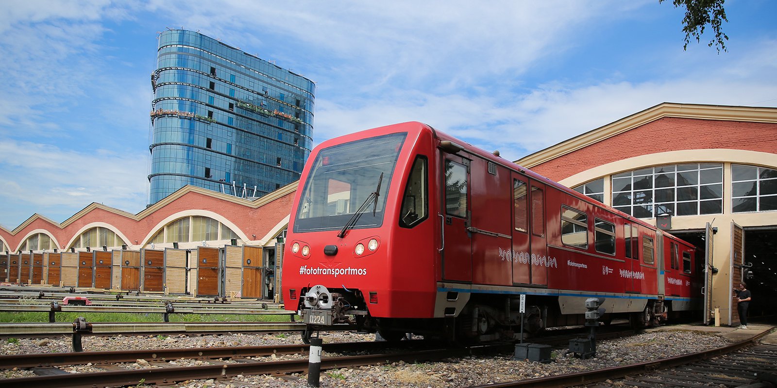 Новый тематический поезд запустили в метро Москвы