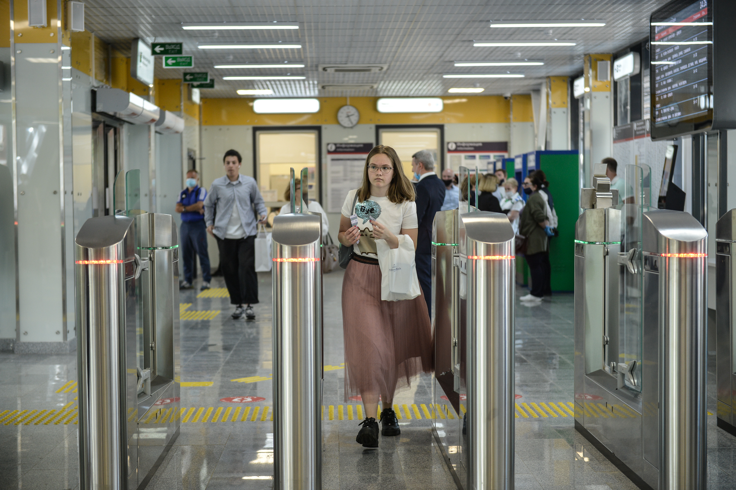 Около 75 процентов пассажиров МЦД с картой «Тройка» пользуются бесплатной пересадкой на метро